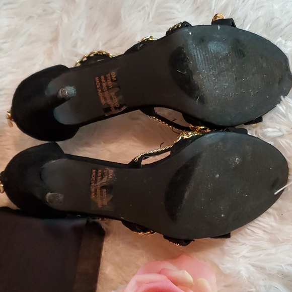 Black heels - Picture 4 of 10